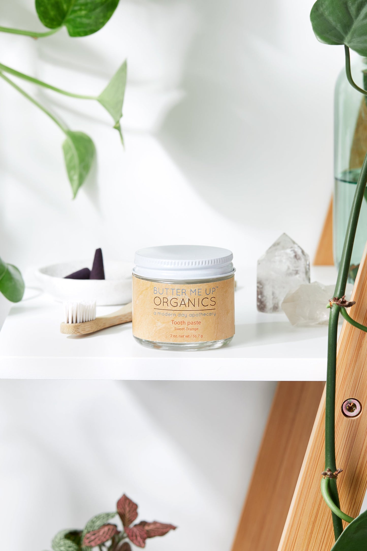 Natural Organic Whitening Remineralizing Toothpaste