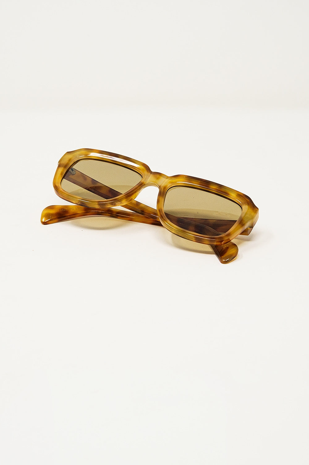 Chunky Square Sunglasses in Light Tortoise Shell